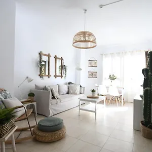 https://near-the-beach-3bed-2bath-wifi.in-canary-islands.com